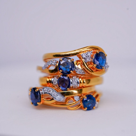New Unheated Natural Burmese Sapphire in Genuine 18K Gold Ring - Picture 5 of 8